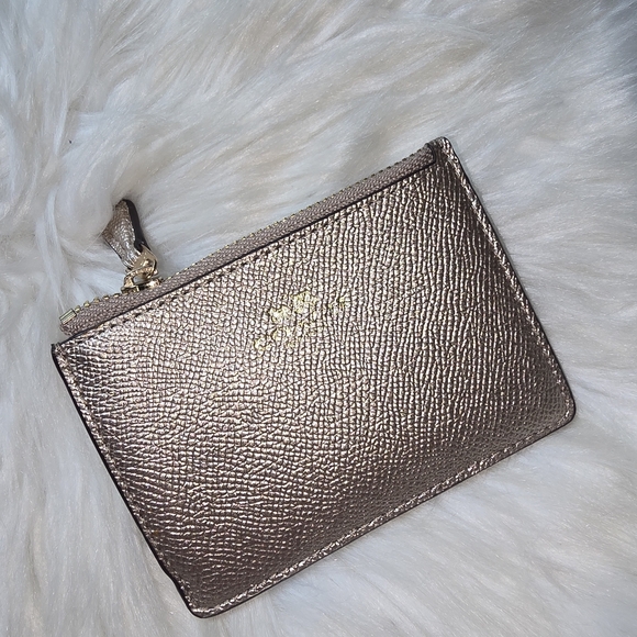 Coach Accessories - Euc Coach Gold Cardholder Key Fob